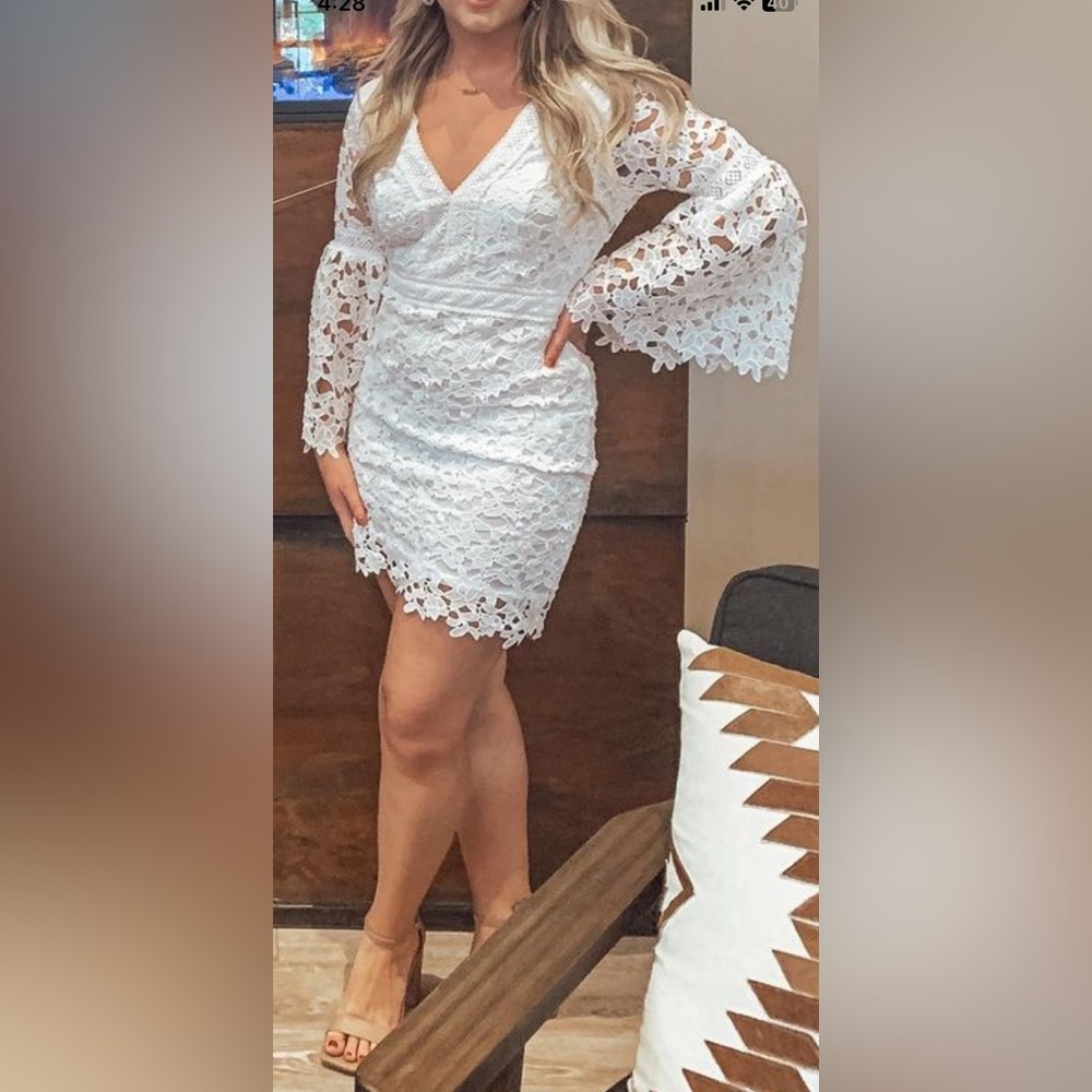 Vici white dress